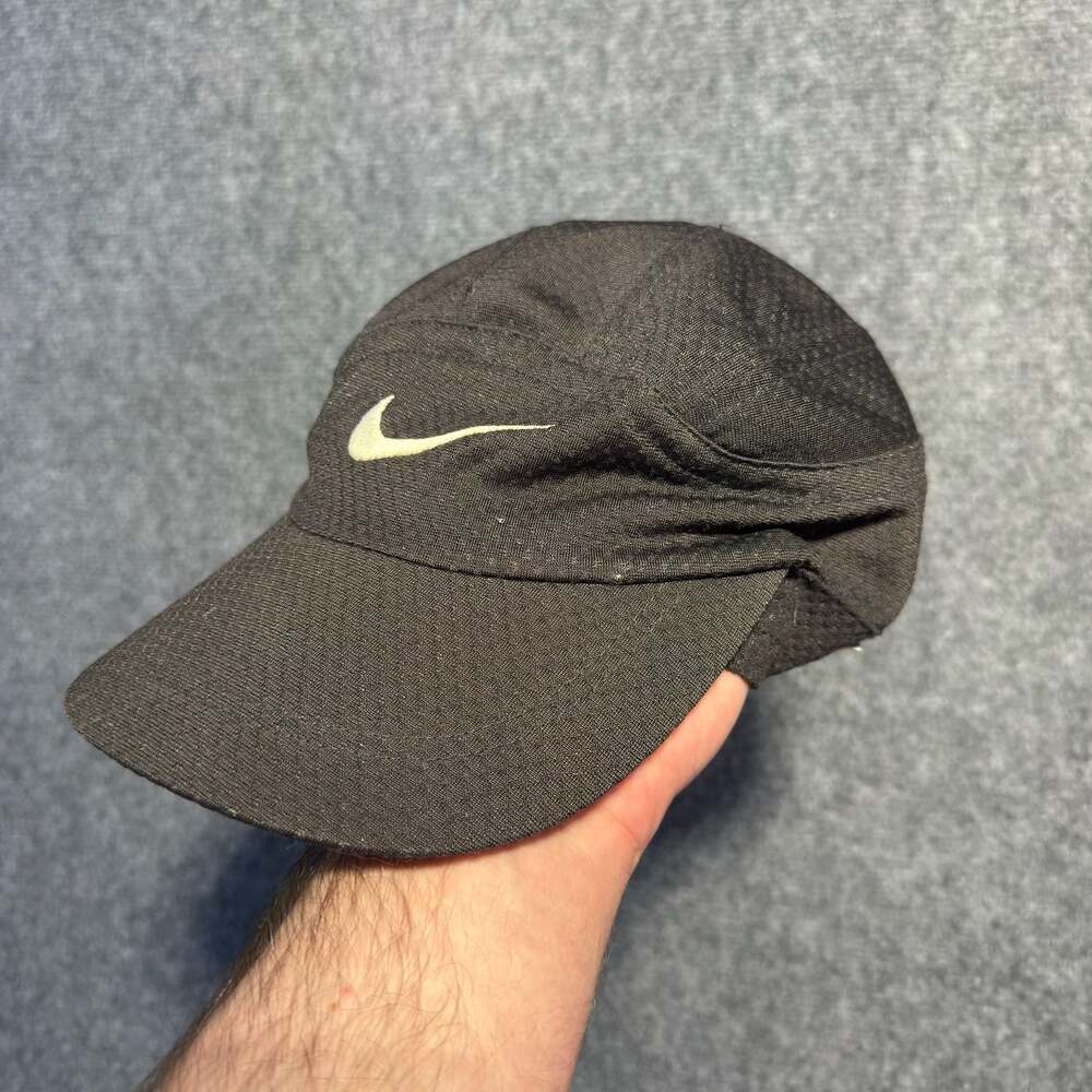 Vintage Nike 5-Panel Adjustable Strapback Hat Black